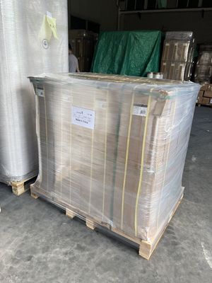 17 ميكرون سمك فيلم طلاء الكتب مع 100m - 4500m الطول و 3 بوصة من ورق النواة للاستخدام المهني