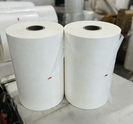 فيلم ملمس متسخ مقاوم للمياه والأشعة فوق البنفسجية مع معالجة كورونا مزدوجة الجانبين و 17-45 ميكرون سمك لتحسين المتانة