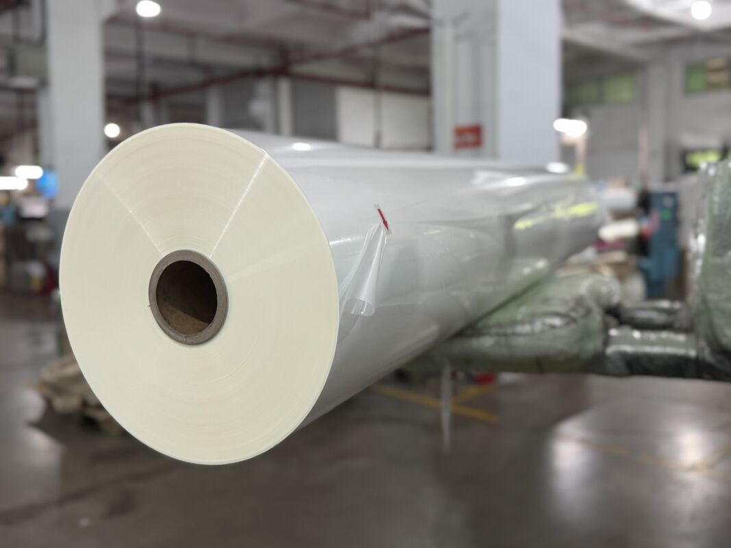 فيلم التصفيف الحراري لـ PET المقاوم للماء والخدوش مع وضوح عالي لتصفيف الصور الفوتوغرافية