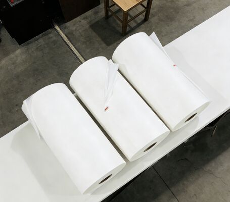 فيلم PET معدني مع مقاومة كيميائية وملء سطح عاكس في سمك مخصص 12-30 ميكرون