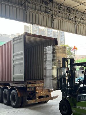 لفافة فيلم لامينات معالجة بالكورونا المزدوجة مع عرض 100mm إلى 2200mm واللصق الحراري لدرجة الطعام