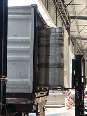 فيلم بي تي إيه معدني مع مقاومة الحرارة تصل إلى 110 درجة مئوية، ووزن مخصص، وسطح عاكس ناعم لتعبئة الأطعمة والتصفيف