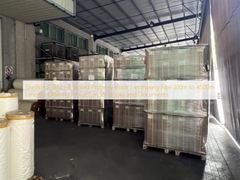 مدة الصلاحية سنتان إذا تم التخزين بشكل صحيح. فيلم تغليف الكتب بطول 100 متر إلى 4500 متر، يوفر الحماية للكتب والوثائق.